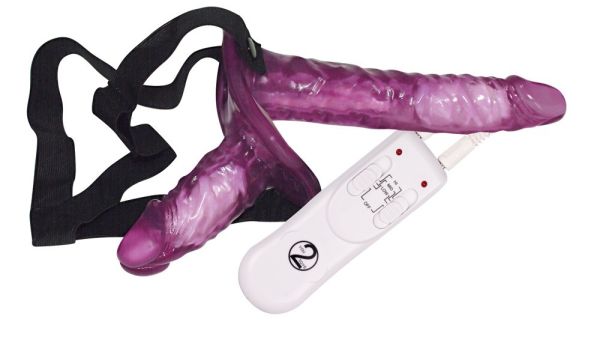 Vibrating Strap on Duo 